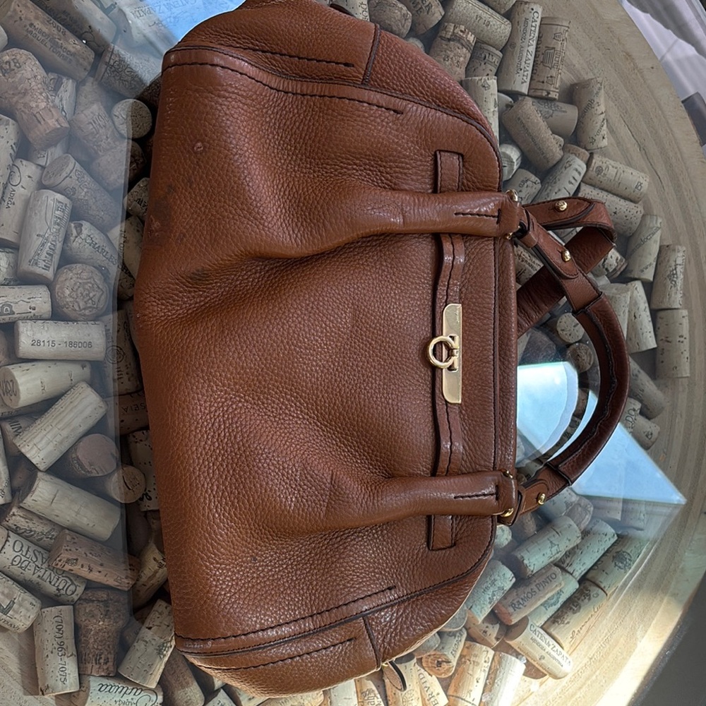 Elegant Brown Leather Handbag